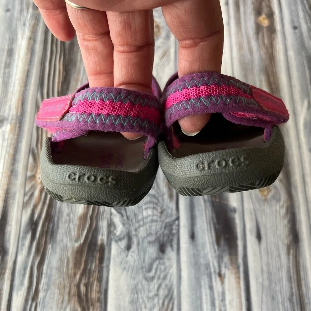 CROCS Girls' Swiftwater Sandals Pink size 7
